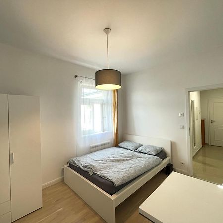 Wash Apartment On Metro Prague 1 Extérieur photo